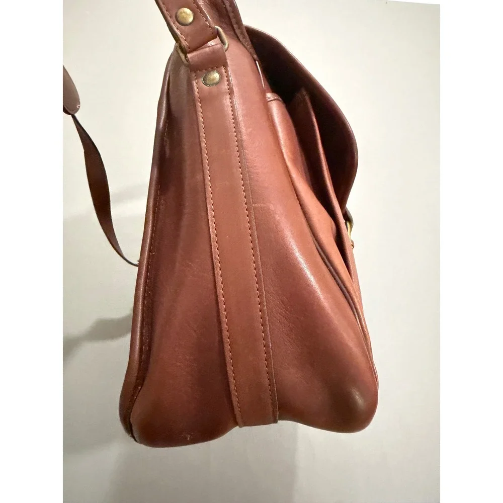 Hartmann Leather Messenger Bag Briefcase Unisex Brown Brass Hardware Large